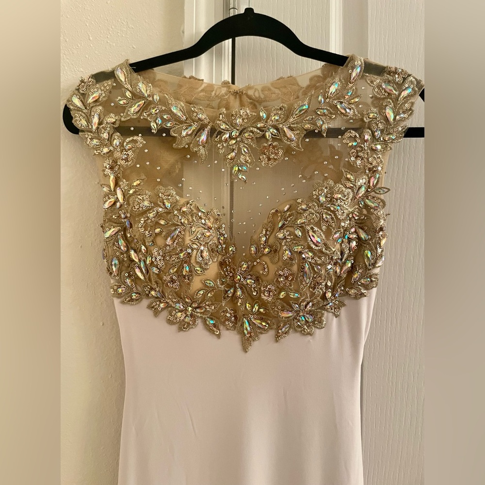 Formal Dress - Picture 3 of 4